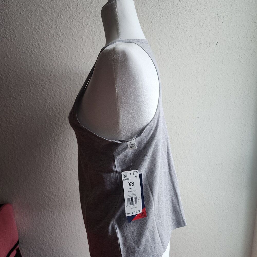 identity logo womens tank top size xs color grey REEBOK